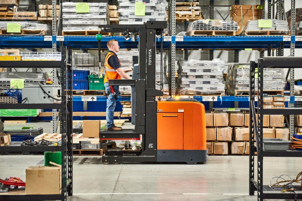 Forklift Safety Training for Operators and In-House Trainers | ProLift